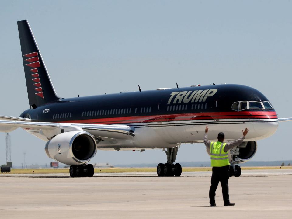 Donald Trump Boeing 757