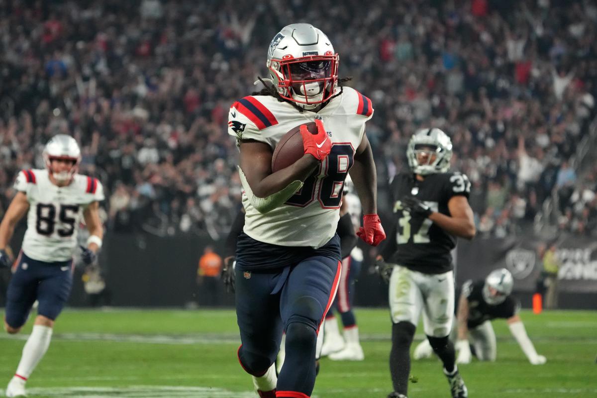 Patriots' Pierre Strong Jr. hopes to grow from crucial penalty