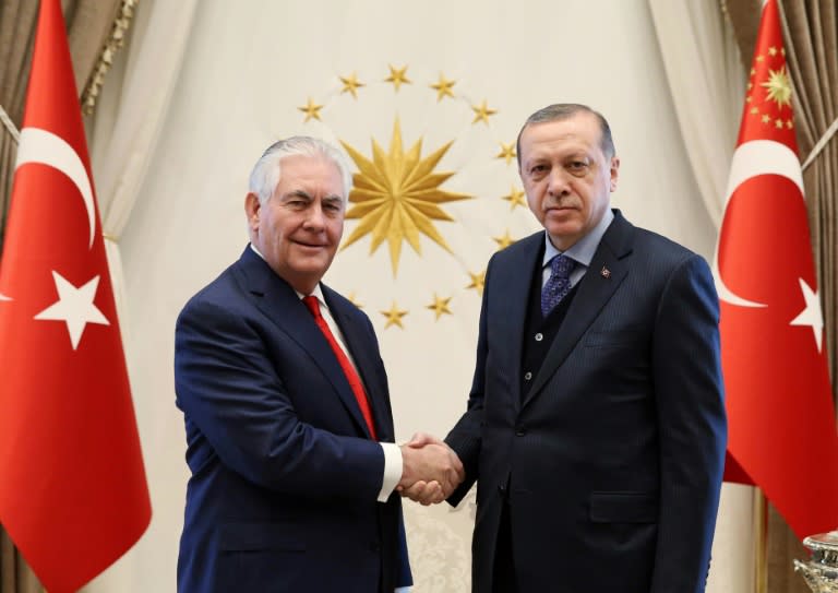 Turkish President Recep Tayyip Erdogan (R) meets US Secretary of State Rex Tillerson (L) in Ankara on March 30, 2017