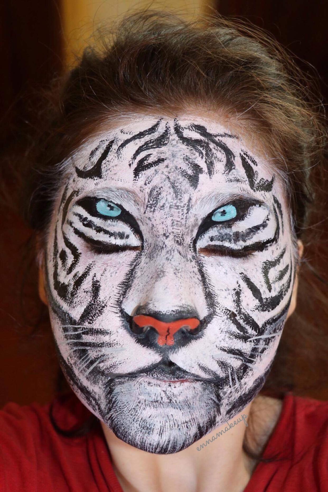 Elena Martini is a paraplegic face painter who has the skills to transform her face into anyone or anything she wants it to be. (Photo: Courtesy of Elena Martini)