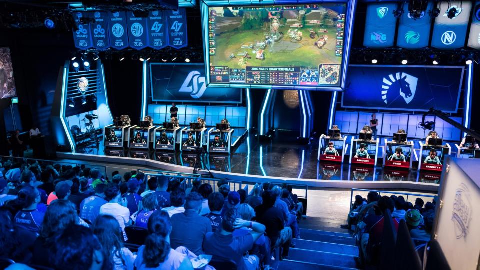 The League of Legends esports scene is surrounded by controversy right now (Jeremy Wacker)