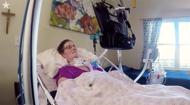 How a paralyzed mom writes book reviews using only her eyes