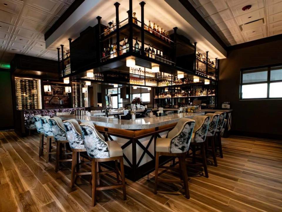 Ruth’s Chris Steakhouse has opened in Lakewood Ranch’s Center Point at Waterside 6490 University Parkway. Shown above is the bar.