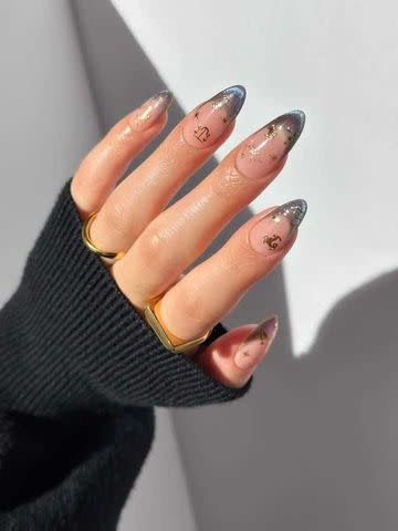 25 Chrome Nail Designs to Help You Shine Bright