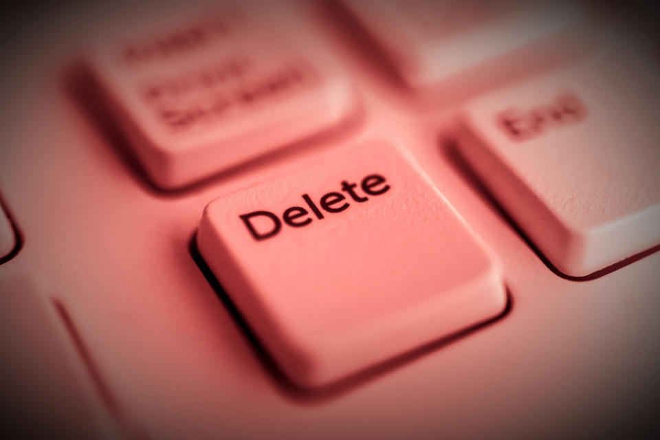 delete button on a computer keyboard