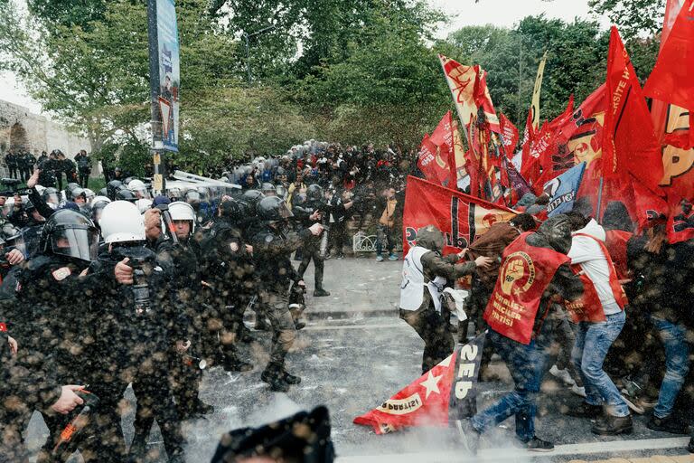 Incidentes en Estambul por el Día del Trabajador. (Umit Turhan Coskun/NurPhoto via Getty Images)