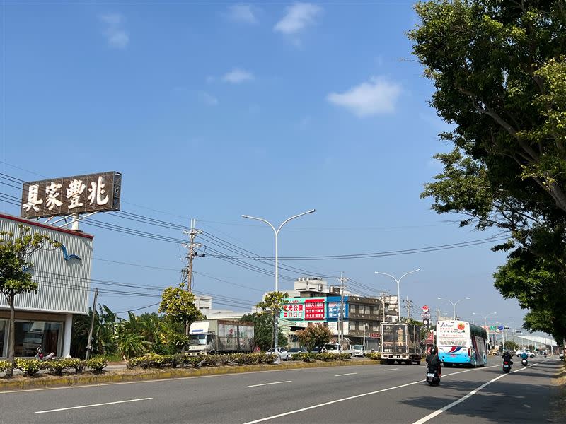 張女3000坪土地鄰近中華路五段，周遭已經開發，土地也增值千萬元。（圖／新竹市稅務局提供）