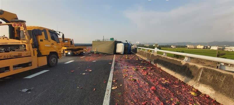 今日國道3號發生事故，駕駛未受傷。（圖／翻攝畫面）