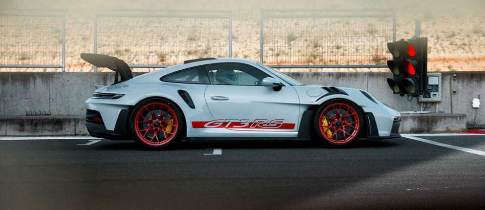 Constructeur de la 911 dont la version GT3 RS vient d'être lancée, Porsche va bientôt être introduit en Bourse.  - Credit:Porsche