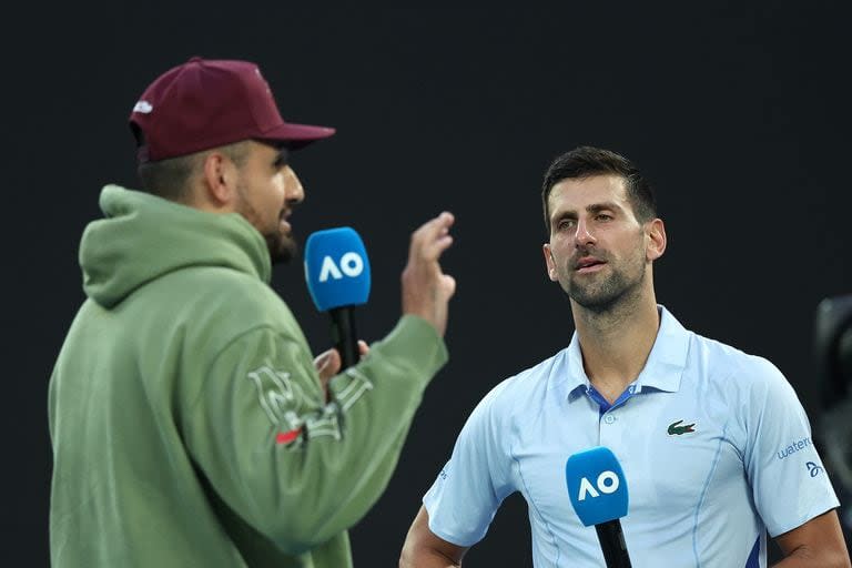 Kyrgios ensaya una pregunta a DJokovic en la noche del Melbourne Park