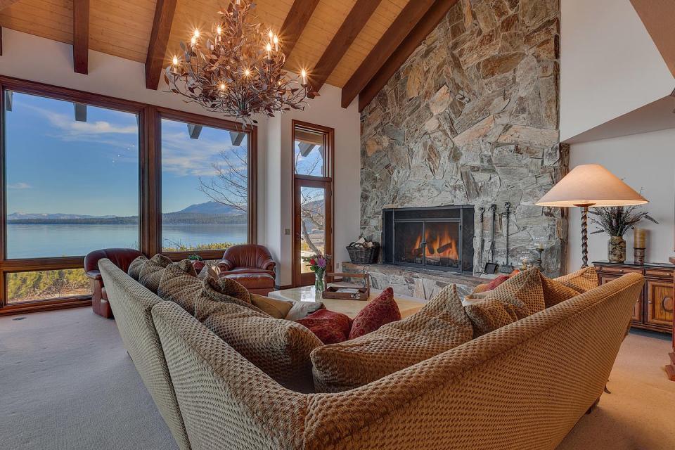 Photo credit: Sierra Sotheby's International Realty