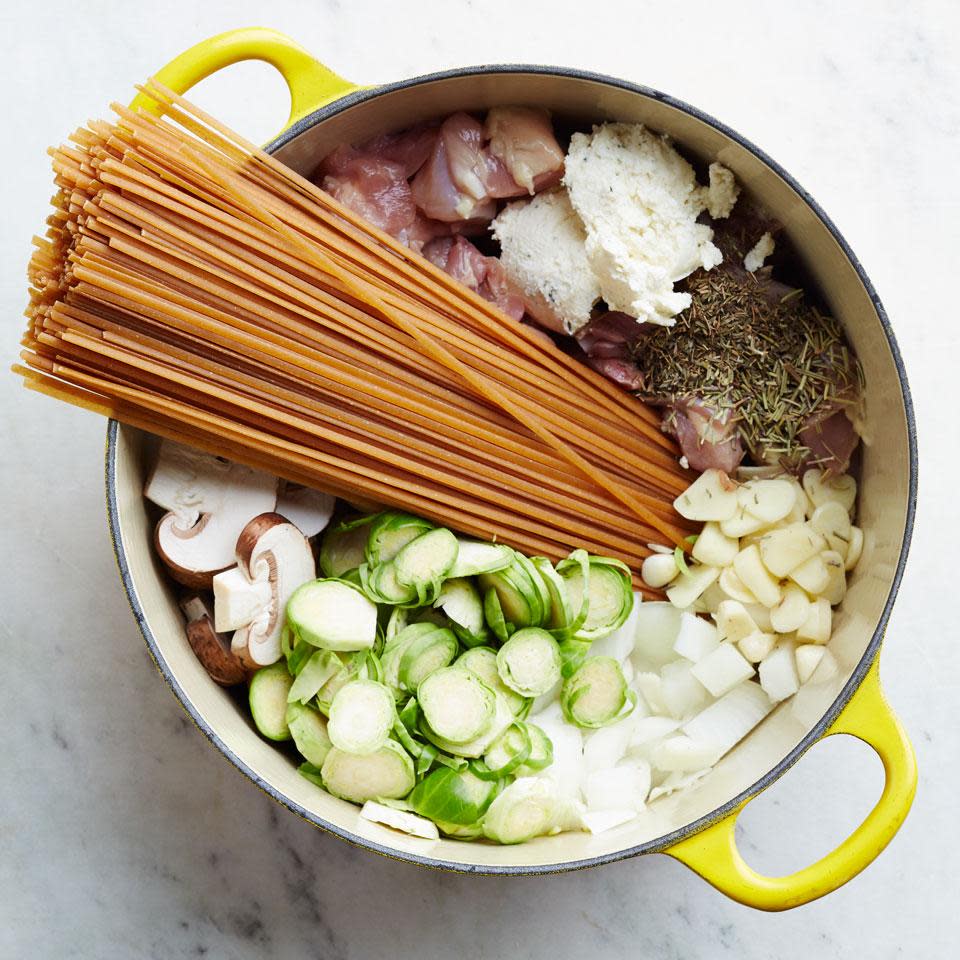 Creamy Chicken, Brussels Sprouts & Mushrooms One-Pot Pasta