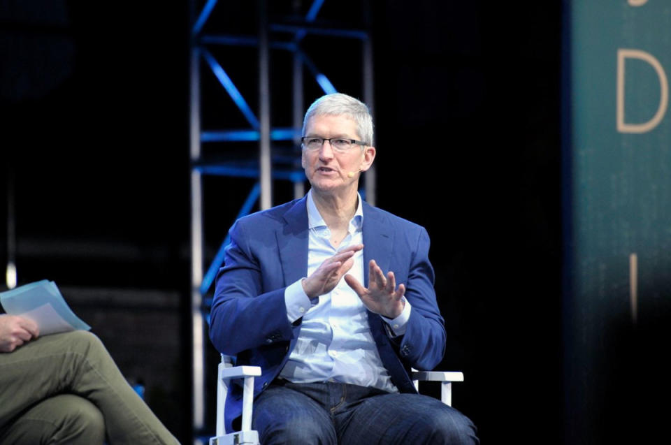 Tim Cook apple