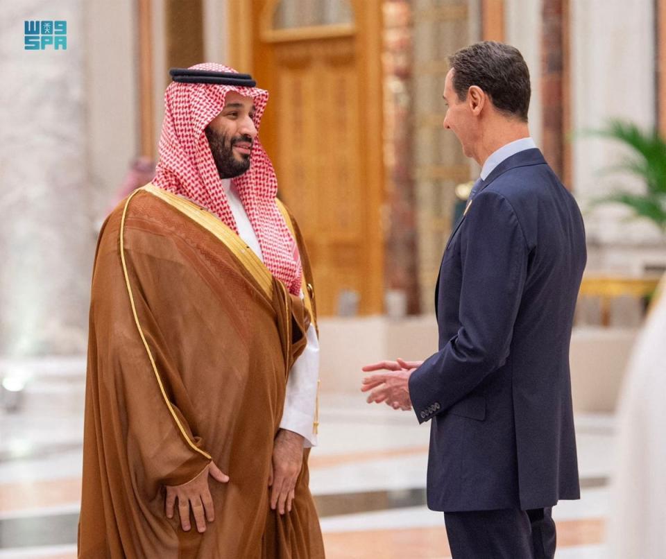 Saudi Crown Prince Mohammed bin Salman meets with Syria’s President Bashar Al-Assad during the Organisation of Islamic Cooperation on 11 November, 2023 (via REUTERS)