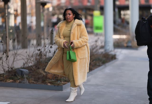 20 Plus-Size Winter Outfits to Keep You Warm This Season - Yahoo Sports
