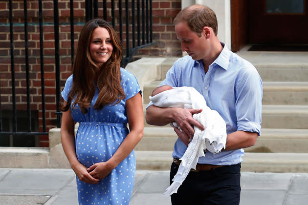 Familienglück: Kate, William und der kleine Prinz George (Bild: Reuters)