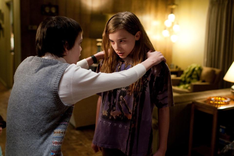 A scene with Kodi Smit-McPhee and Chloe Grace Moretz in "Let Me In."