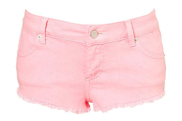 Sommer-Must-haves-Topshop-Petite-Hotpants-27-Euro-630x750-jpg