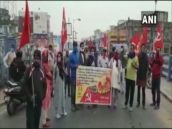 Members of left trade unions protesting in North 24 Parganas. (Photo/ANI)