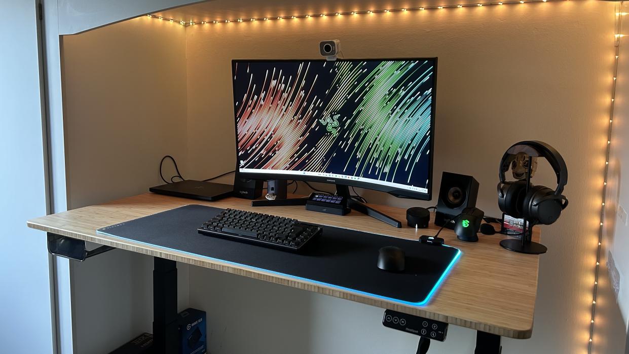  FlexiSpot E7 Pro desk with a full PC setup on top. 