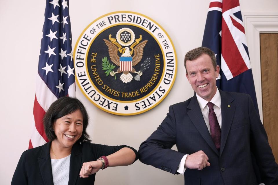 美國貿易代表戴琪（左）21日會晤澳洲貿易部長特漢，會後聲明表示美方站在澳洲這一邊，將合作力抗中國的不公平、非市場、反民主做法。   圖：翻攝自戴琪臉書