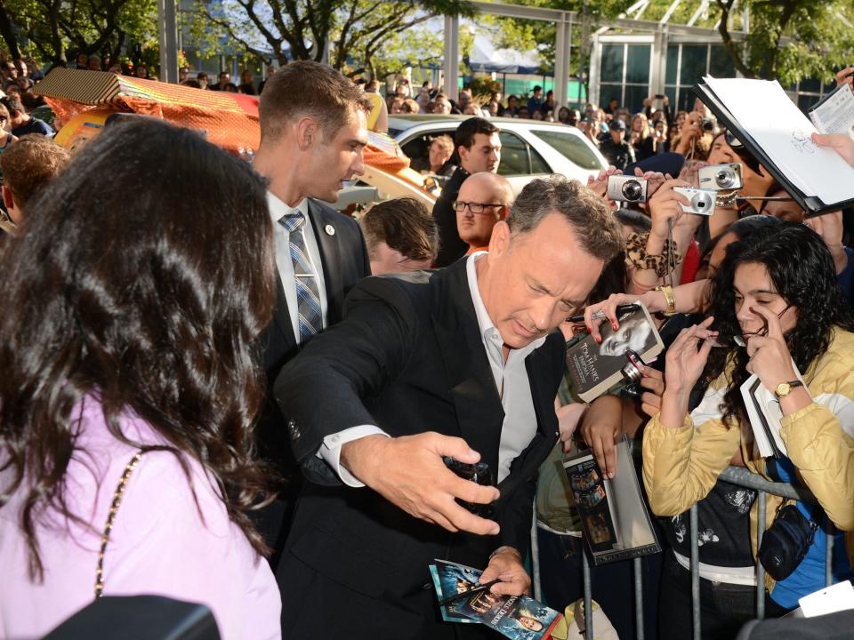 Tom hanks with fans.