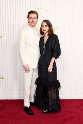 Paul Dano and Zoe Kazan