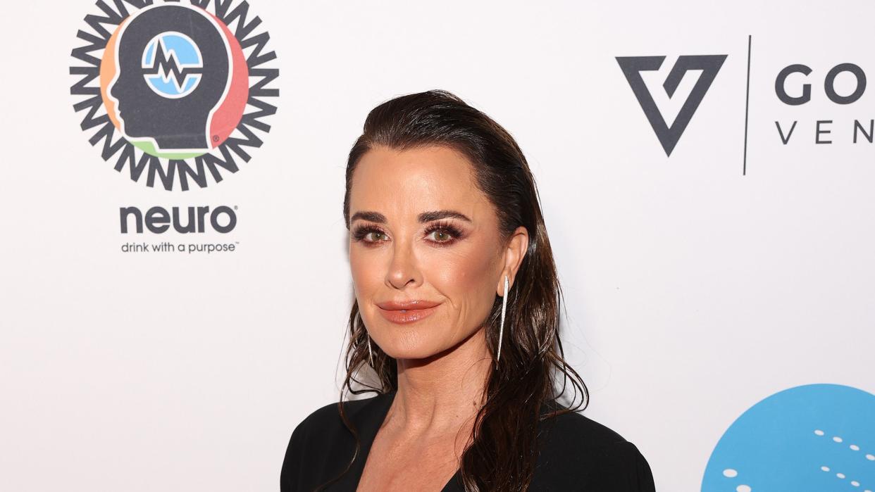 kyle richards at the homeless not toothless hollywood gala