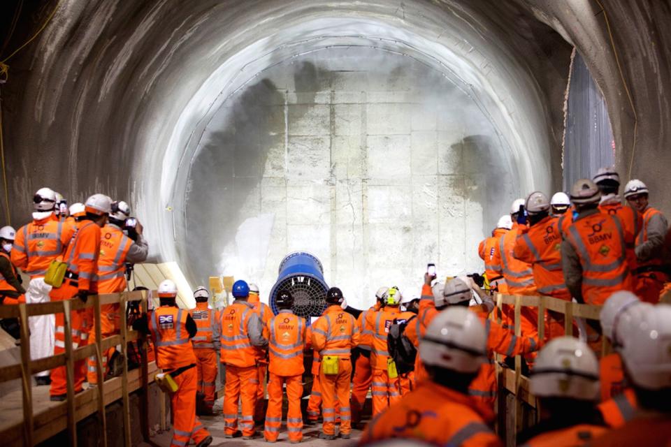 Photos The Massive Crossrail Tunnel Drill Bursts Through At Liverpool Street 