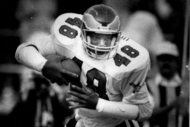 Eagles great Wes Hopkins has died at age 57