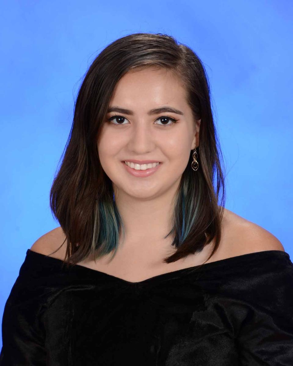 <p>Student Carmen Schentrup in a photo when named a semifinalist for the 2018 Merit Scholarship award. (Photo: MSD)<br>Carmen Schentrup was a smart girl with a sweet smile. In September, she was named one of 53 National Merit Scholarship Program semifinalists in the county and a classmate tweeted “we all praised for her intelligence.” Cousin Matt Brandow posted on Facebook that the 16-year-old visited Washington State recently and said she wanted to go to the University of Washington. He asked: you like the rain? “She answers, I hate sweating in the humid Florida weather,” Brandow wrote. “That’s when I knew you were perfect for Washington.” (AP) </p>