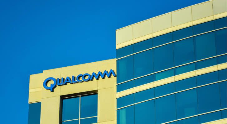 While analysts are down on Qualcomm stock, QCOM dominates the 5G market.