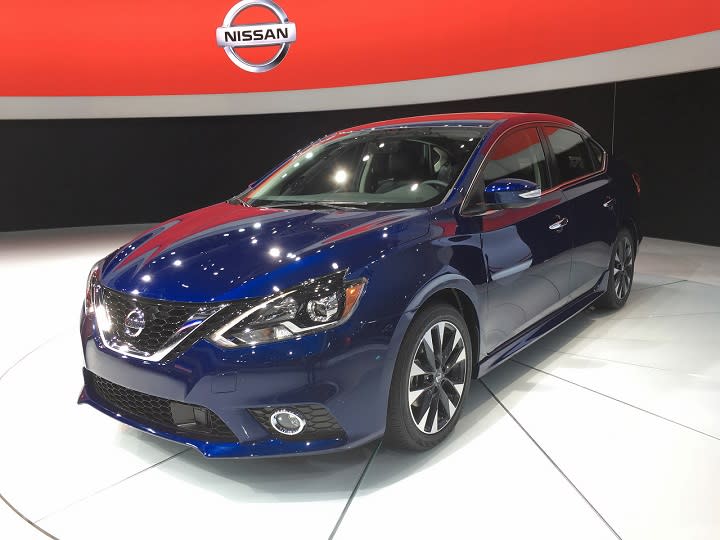 2016 Nissan Sentra photo