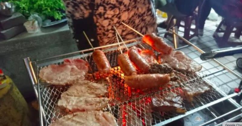 ▲中秋節烤肉最雷食材是什麼？老饕一面倒點名「豆干」。對此，有內行分享烤豆干的好吃秘訣。（示意圖／NOWnews資料照片）