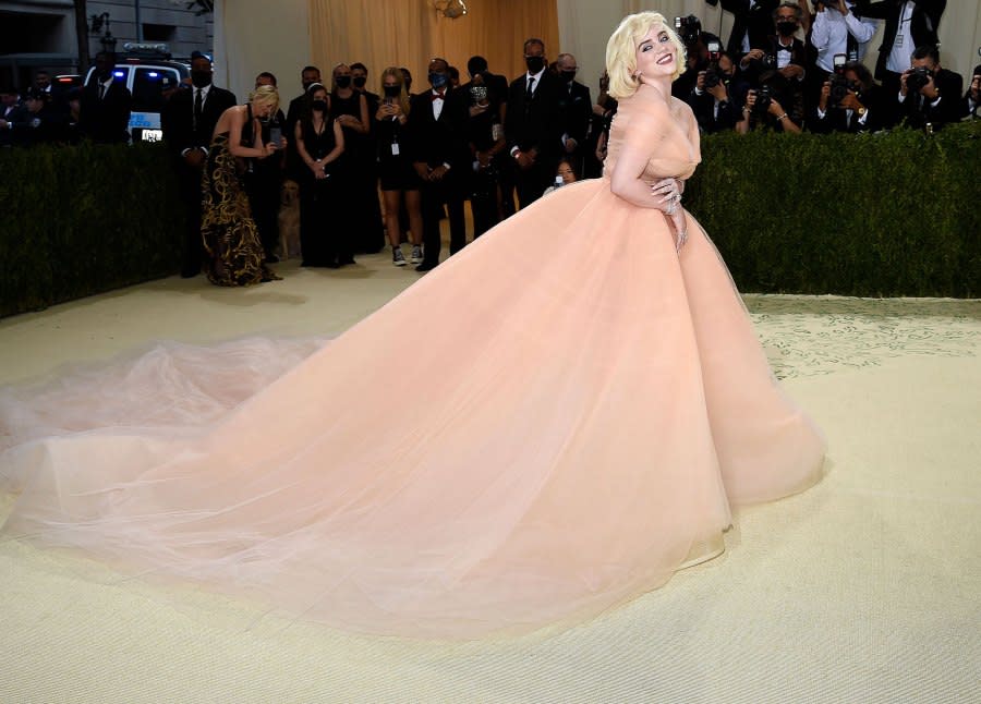 Billie Eilish Body Image Tore Down Love for Dresses Met Gala 2021