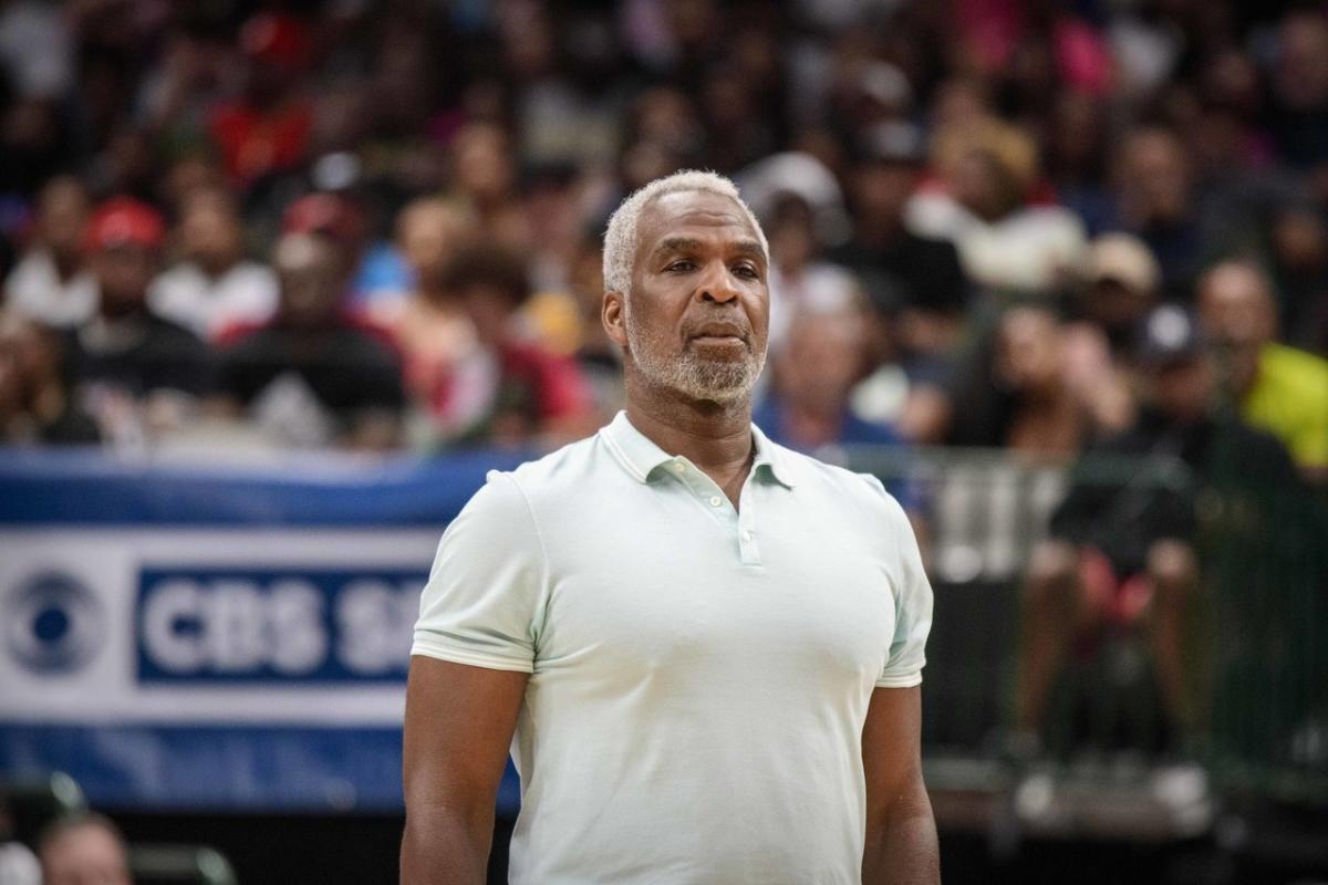 Charles Oakley on Charles Barkley: We're not inviting him to play golf no  more