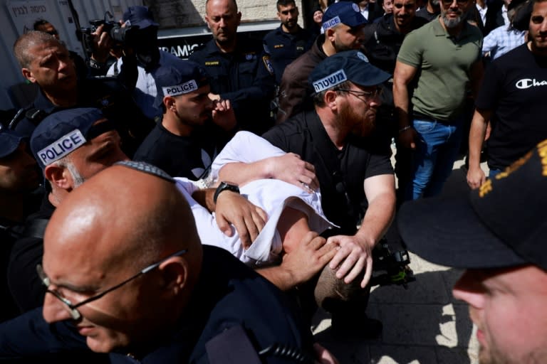 Israeli police detain a man suspected of a ramming attack in Jerusalem (Menahem Kahana)