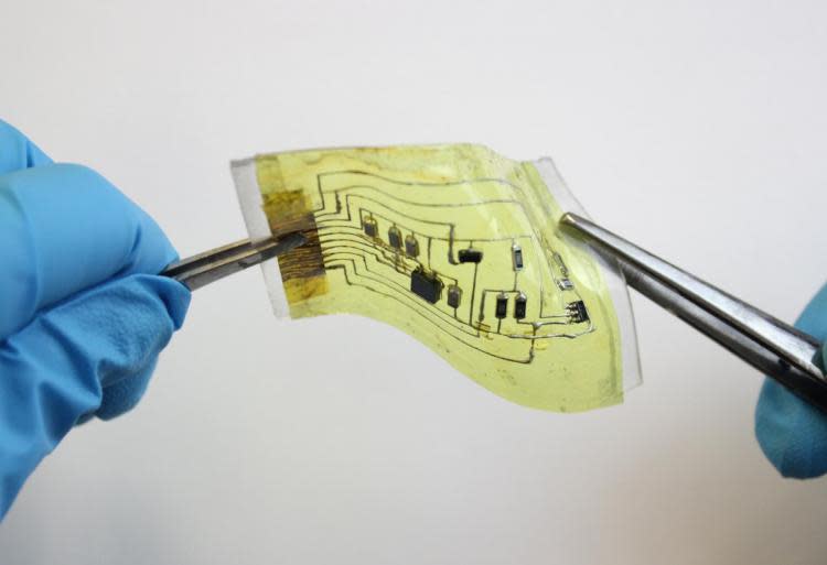 This new “electronic skin” device can stretch by 60 per cent in any direction without losing its functionalityChuanqian Shi