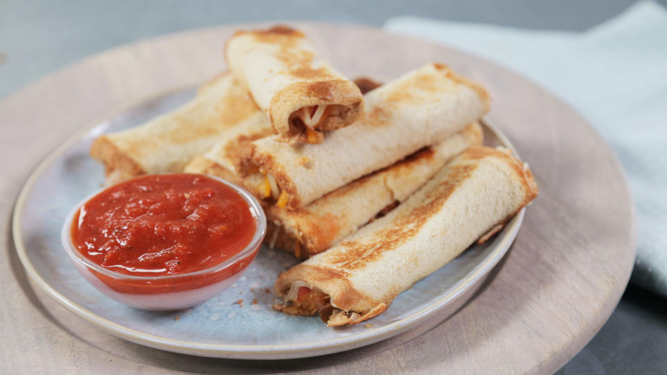 Grilled Cheese and Tomato Roll Ups