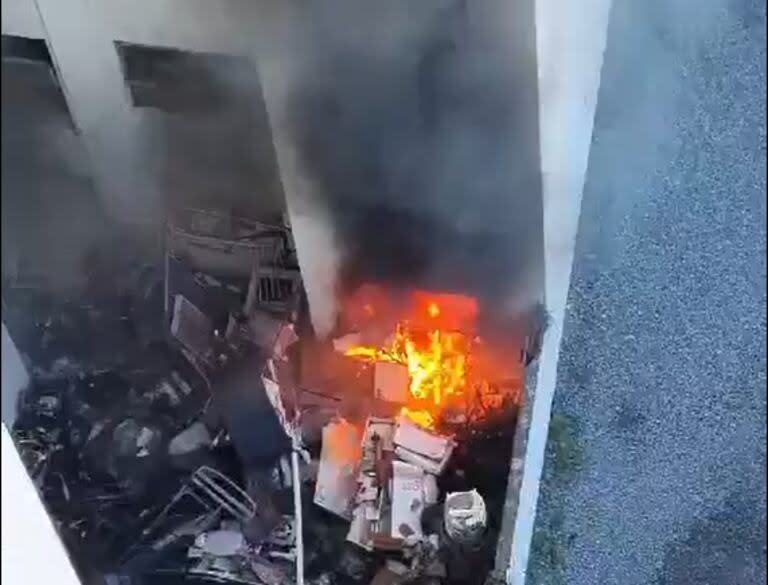 El incendio del edificio en La Plata.