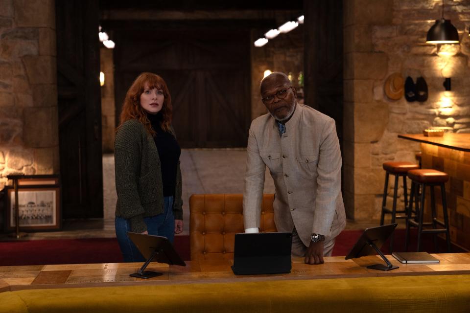 Elly Conway (Bryce Dallas Howard) and Alfred Solomon (Samuel L. Jackson) in "Argylle," directed by Matthew Vaughn.