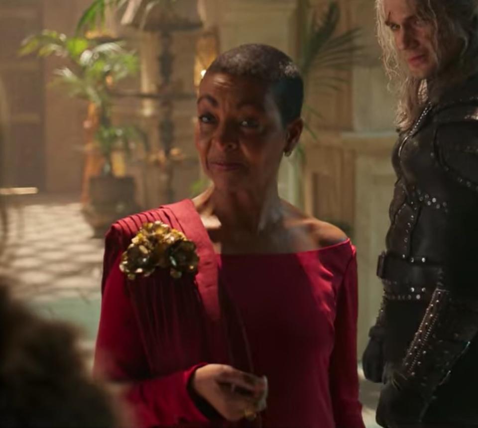 Adjoa Andoh as Nenneke greets Ciri in "The Witcher"