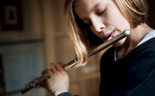 Girl playing the flute - Deborah Faulkner