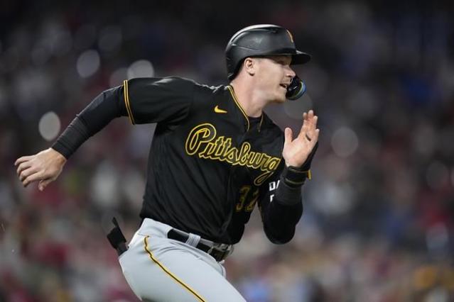 Phillies' J.T. Realmuto and Brandon Marsh named Gold Glove