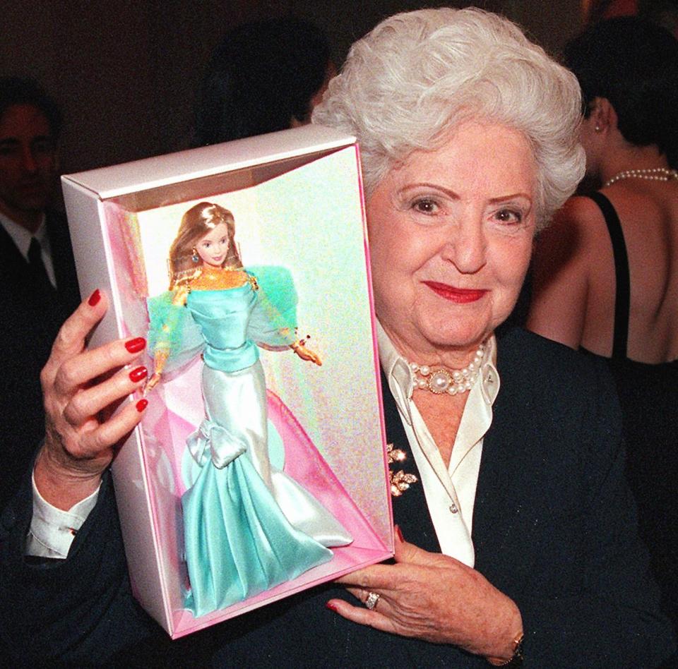 NEW YORK, UNITED STATES:  Ruth Handler, Mattel Inc. co-founder and inventor of the Barbie Doll, displays the special 40th Anniversary Barbie at a press conference 07 February in New York City.  A group of ten inspirational women were recognized at the press conference as 