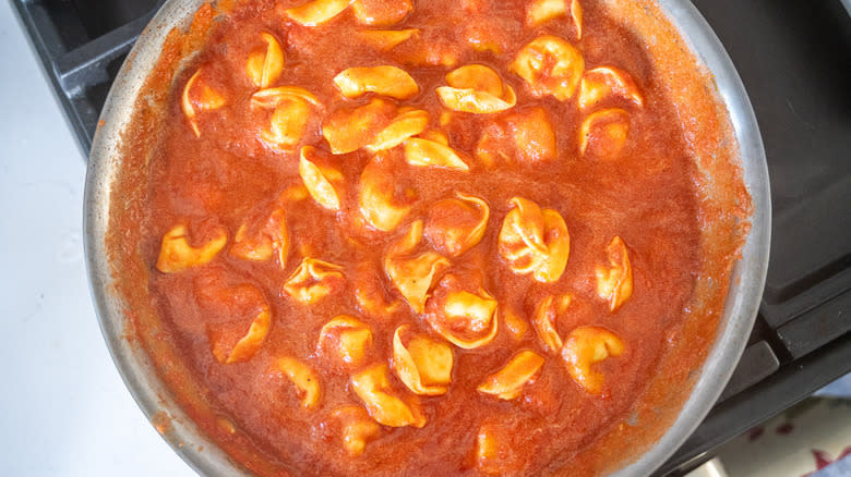 tortellini red sauce and cream mixed