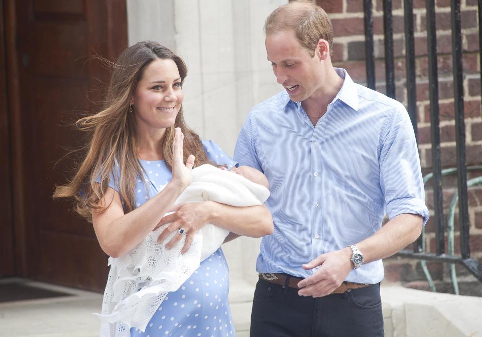 Prince William and Princess Catherine leave the Lindo Wing.  (Photo: Niki Nikolova/FilmMagic)