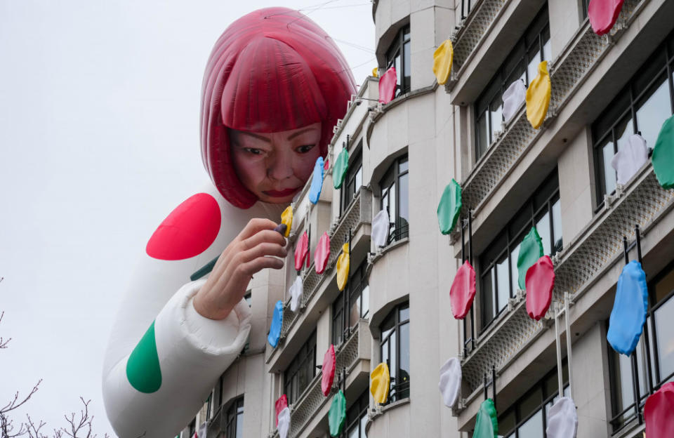 Yayoi Kusama sculpture Is displayed