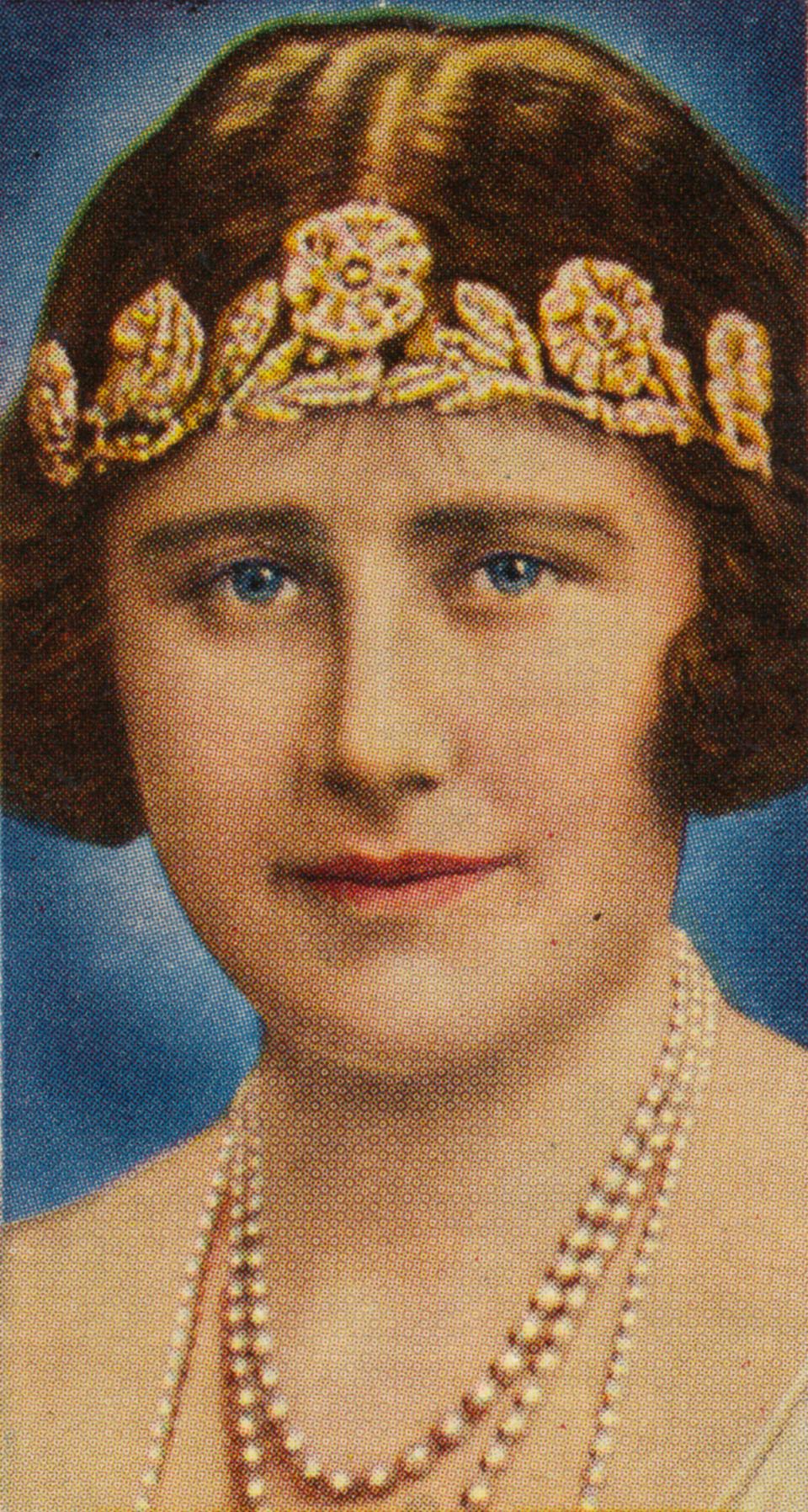 The Duchess of York at the time of her wedding, 1923 (1935). Ardath cigarette card, from a series of 50 commemorating the Silver Jubilee of King George V, 1935. (Photo by The Print Collector/Getty Images)