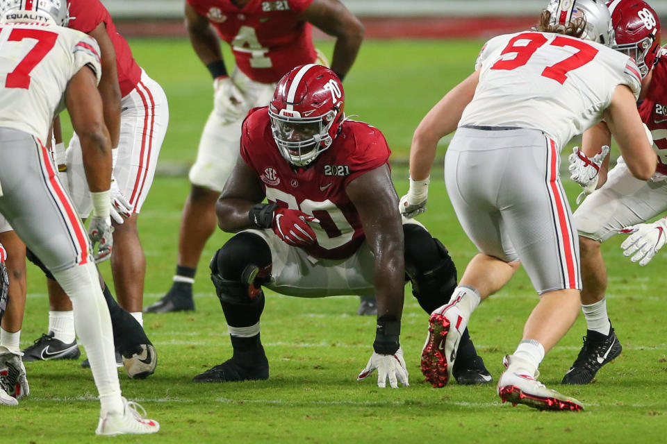 MIAMI GARDENS, FL - JANUARY 11: Alabama Crimson Tide offensive lineman Alex Leatherwood (70) during the CFP National Championship game between the Alabama Crimson Tide and the Ohio State Buckeyes on January 11, 2021 at Hard Rock Stadium in Miami Gardens, Fl. (Photo by David Rosenblum/Icon Sportswire via Getty Images)